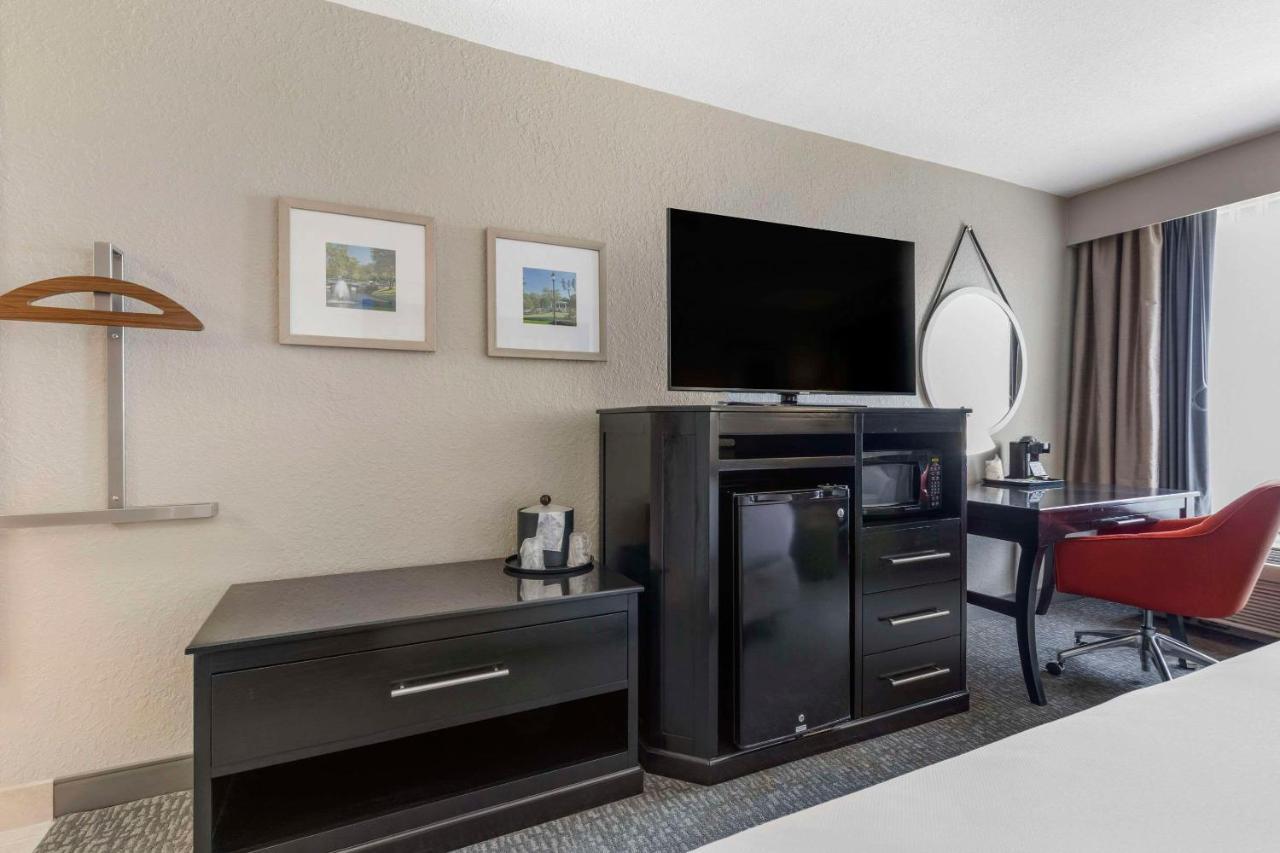 Comfort Plano-dallas 3* Plano